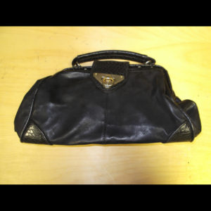Black Purse Wm Prs shrt strp 1106