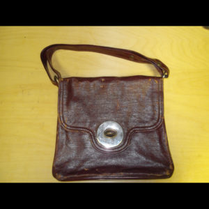 Red Purse Wm Prs shrt strp 7104