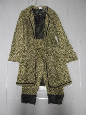 Yellow and Black Colonial Suit-CL MN 5225-Chest 40