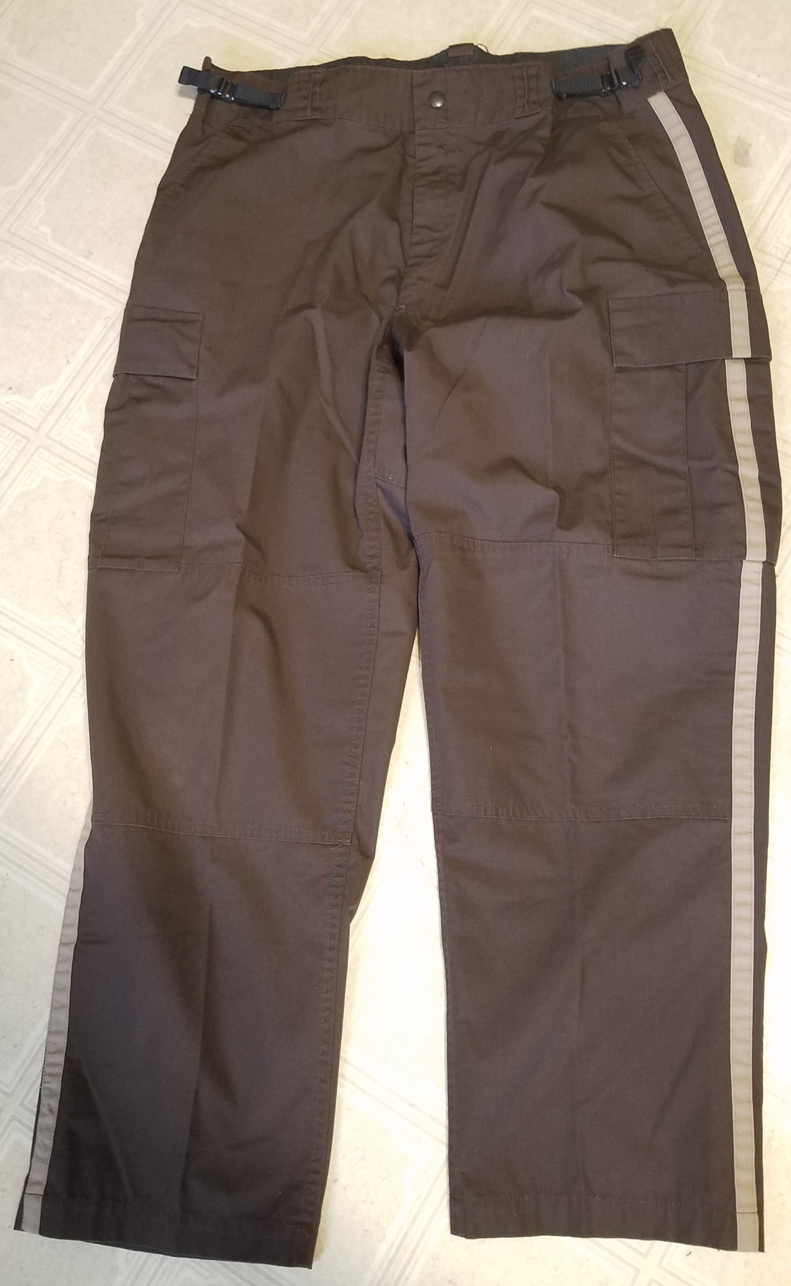 dark tan cargo pants