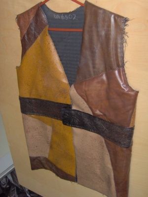 brown and tan and yellow Period Vest-Mn Lng Vst 6400-Chest 44