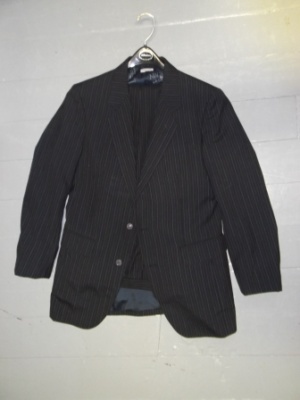 Black and white Modern Suit-Mn Mod Su 1351-40-2pc-Size 40