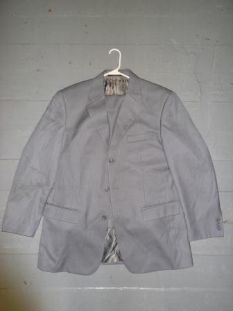 Black and grey Modern Suit-Mn Mod Su 2526-42-2pc-Size 42