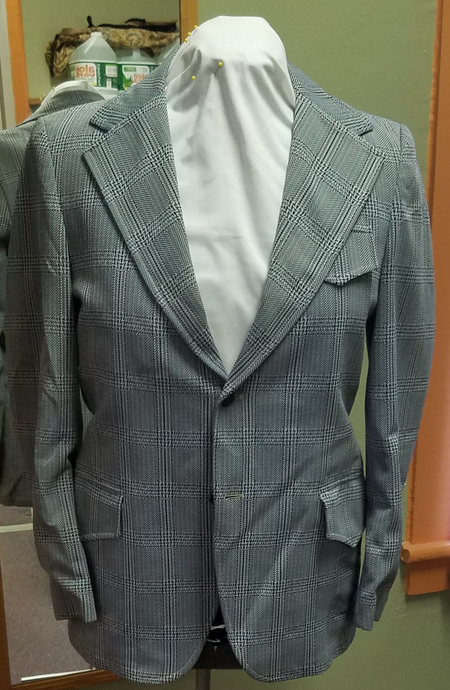 Blue, grey, brown Modern Suit-Mn Mod Su 4376-40-Size 40