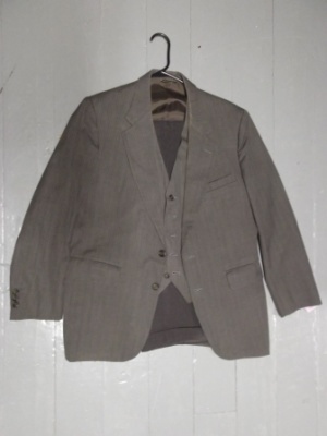 Brown Modern Suit-Mn Mod Su 6350-40-3pc-Size 40