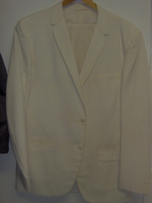 White Modern Suit-Mn Mod Su 8501-42-Size 42