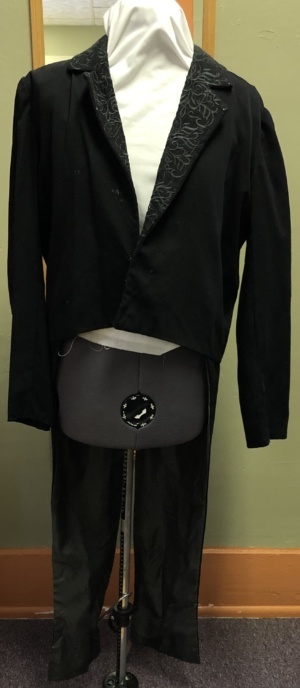 Black Period Suit-Mn Pd Su 1504-CC'12-Size 44
