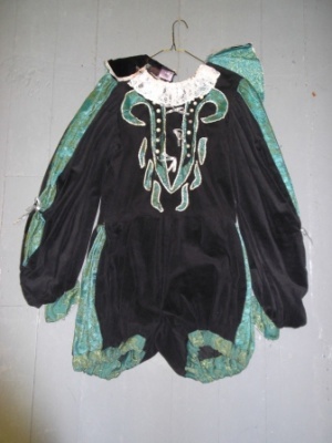 Black and blue Renaissance Suit-Mn Rn Su 1000-Chest 42