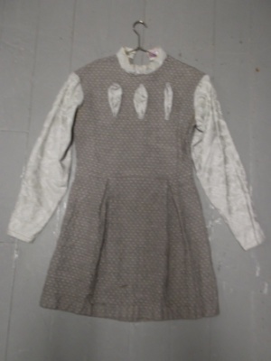 Grey Renaissance Suit-Mn Rn Su 2225-Chest 40