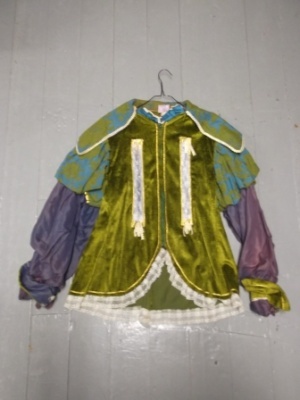 Green and Blue and Purple Renaissance Suit-Mn Rn Su 3325-Chest 42