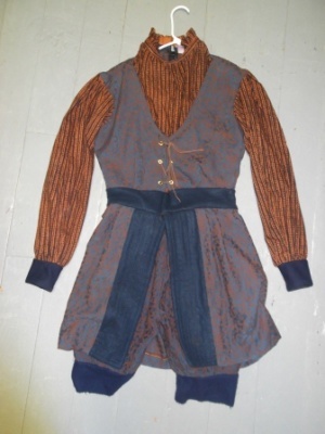 Blue and Brown Renaissance Suit-Mn Rn Su 4228-Chest 44