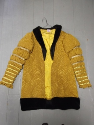 Yellow and Brown Renaissance Suit-Mn Rn Su 5601-Chest 48