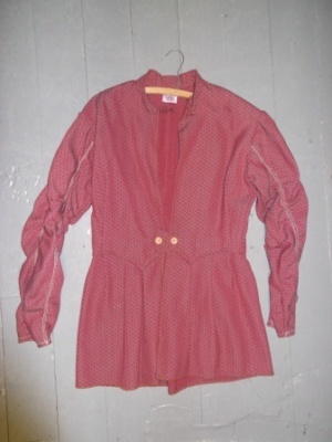 Red and pink Renaissance Suit-Mn Rn Su 7125-Chest 38
