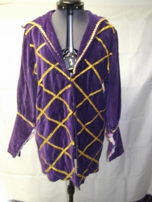 Purple and Gold Renaissance Suit-Mn Rn Su 9400-Chest 44