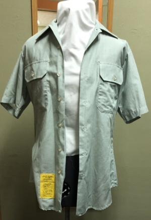 Grey short sleeve shirt-Mn SS Sht 2200-Neck-15