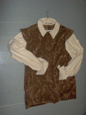 brown and cream Cavalier Shirt-Mn Sh Vst 6825-Cyrano04-Chest 52