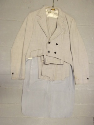 Blue White Tan Period Suit-Mn Pd Su 4425-Size 38