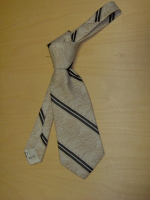 Green and white Necktie-TI 3018- Striped pattern