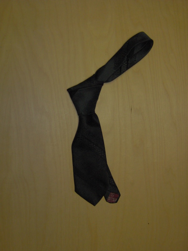 green Necktie-TI 3032- Paisley stripes