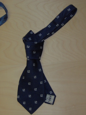 Navy and white Necktie-TI 4220- solid with squares