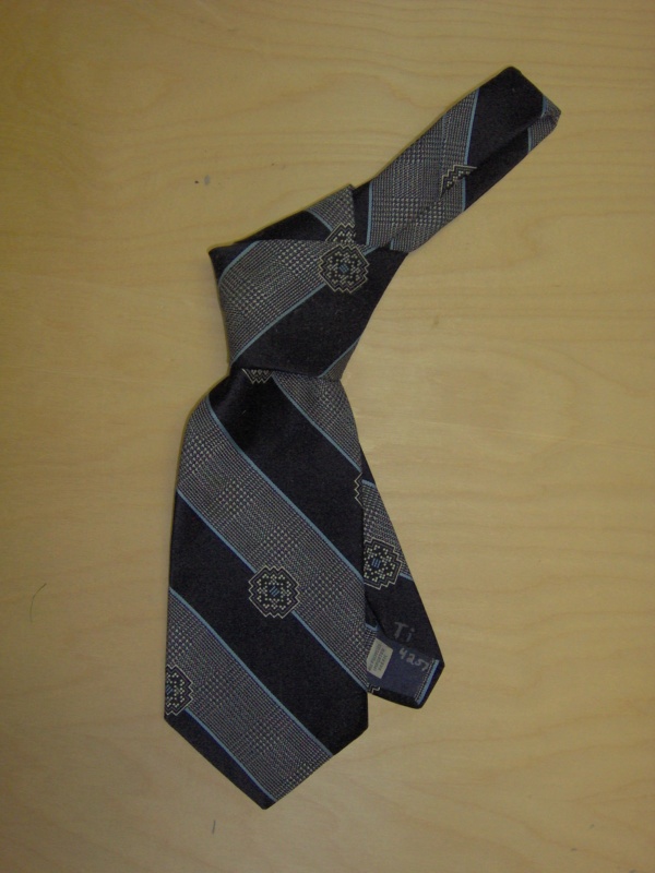 navy and cream and grey Necktie-TI 4257- Diagonal stripe with circle design