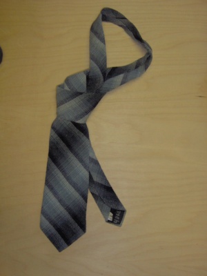 Blue and grey and navy Necktie-TI 4268- plaid; wool