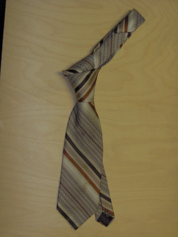 Brown and tan and cream Necktie-TI 6202- patterned stripe
