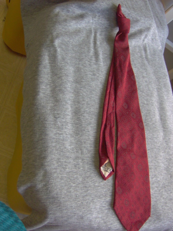 Dark red Necktie-TI 7023- solid with tonal squares and small dots