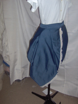 Blue Ivory Period Skirt-Wm Pd Sk 4000-Waist 24