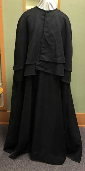 BLACK Cloak-CL 1903-CC'18-Chest 64