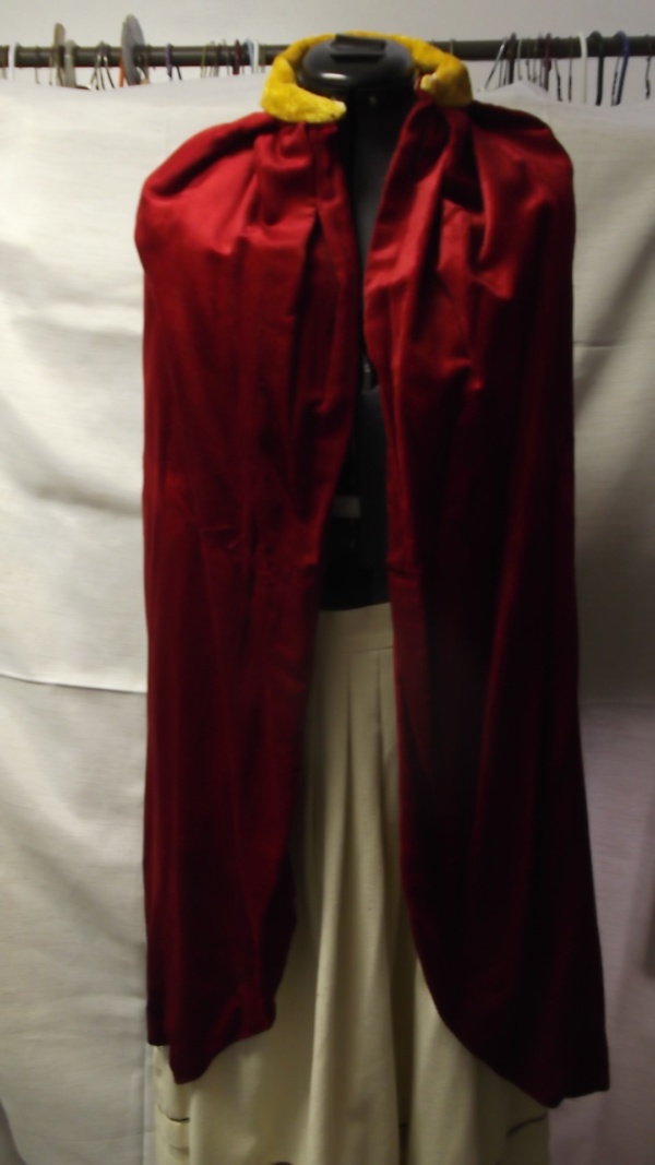 Red Gold Cloak-CL 7300-Chest 42