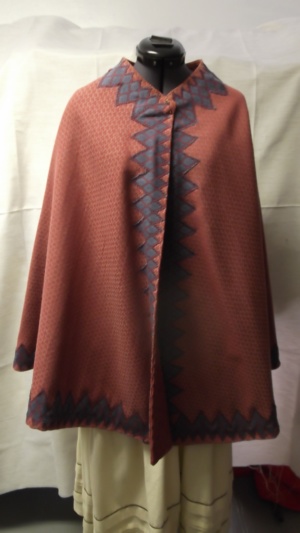 Red Cloak-CL 7925-Chest 56