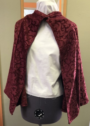 Red Cape-CP 7525-CC'18-Chest 46