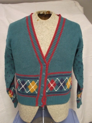 Green and red Cardigan Sweater-Swtr Crd 3425-Chest 44