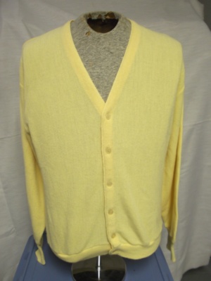 Yellow Cardigan Sweater-Swtr Crd  5700-Chest 50