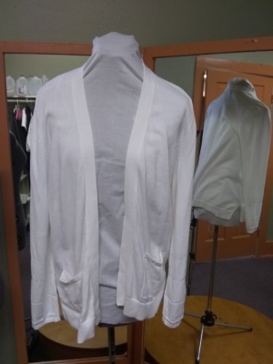 white Cardigan Sweater-Swtr Crd 8204-Chest 40