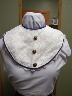 White and blue Collar-WM CLR 8038-
