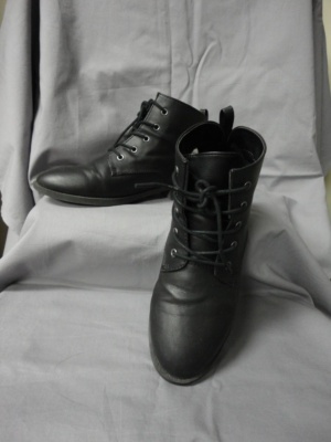 Black Shoe-Wm SH BTS 1867-Size  7.5