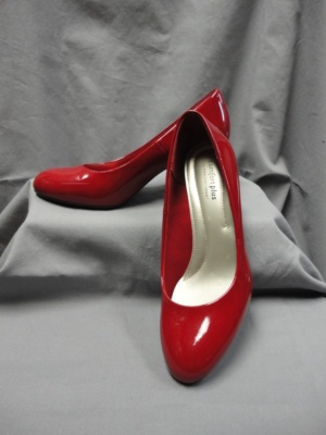 red Shoe-Wm Sh HH 7542-Size  8