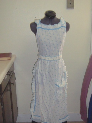 White Apron-Wm Fl Ap 8025-Length 47
