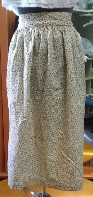 Tan and auburn Apron-Wm Hf Ap 6000-Length 34