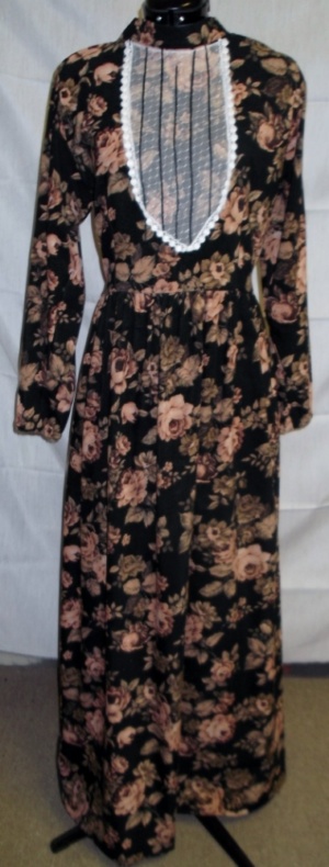 Black tan Period Dress-Wm Pd Dr 1525-CC'05-Bust 40