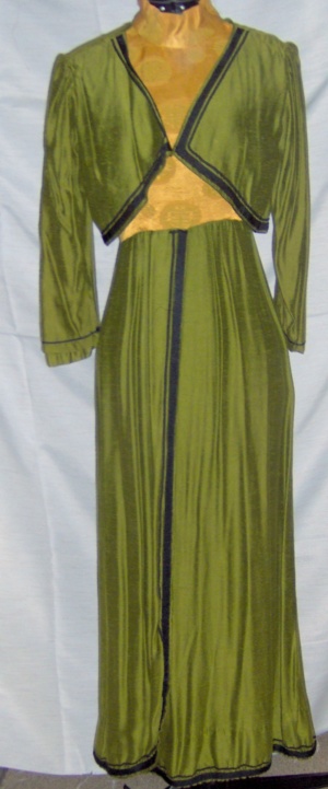 Green Gold Black Period Dress-Wm Pd Dr 3125-Bust 33