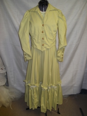Green Period Dress-Wm Pd Dr 3230-HMLT'13-Bust 34