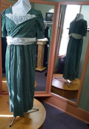 Green and white Period Dress-Wm Pd Dr 3531-MM'18-Bust 41