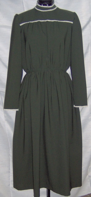Green white Period Dress-Wm Pd Dr 3700-Bust 44