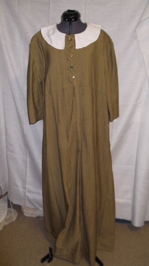 Green Period Dress-Wm Pd Dr 3727-MM'09-Bust 45