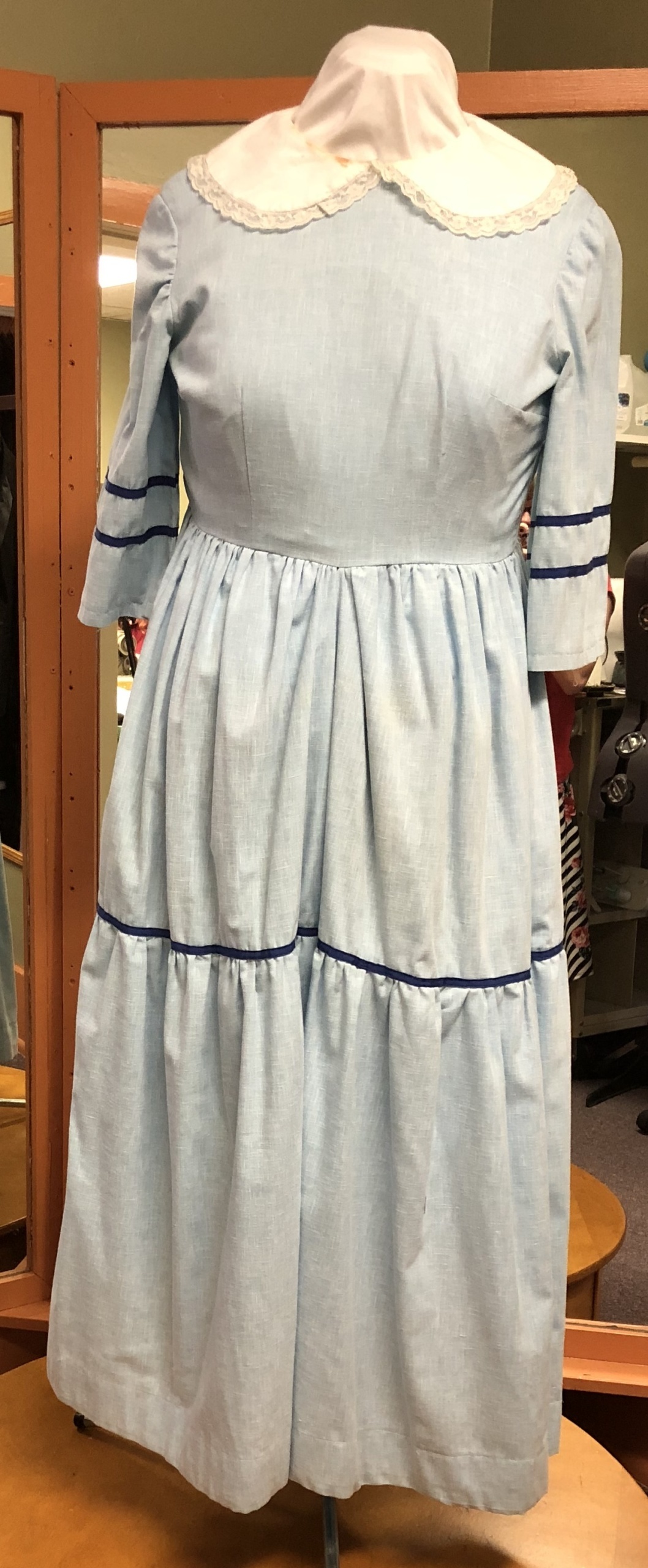 Blue White Period Dress-Wm Pd Dr 4400-Bust 38