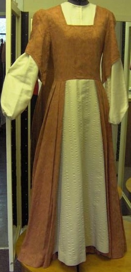 Brown Cream Period Dress-Wm Pd Dr 6325-Bust 36