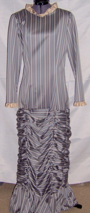 Tan Blue Brown Period Dress-Wm Pd Dr 6450-Bust 38